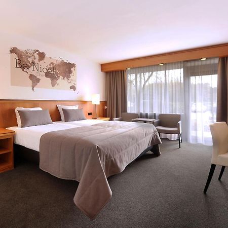 Van Der Valk Hotel Stein Urmond Εξωτερικό φωτογραφία