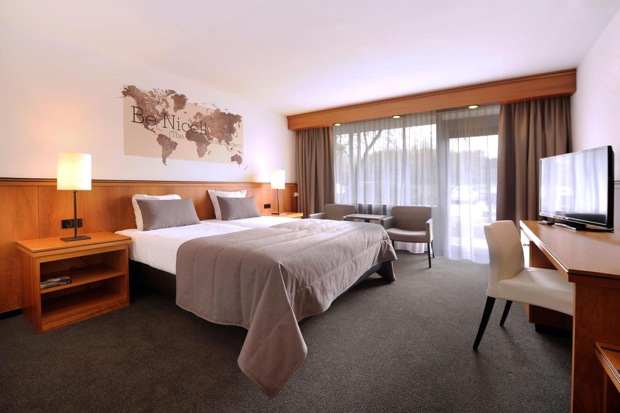 Van Der Valk Hotel Stein Urmond Εξωτερικό φωτογραφία