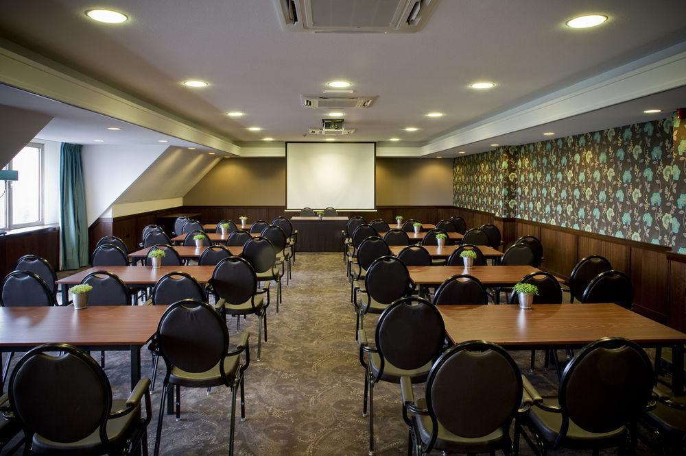 Van Der Valk Hotel Stein Urmond Εξωτερικό φωτογραφία